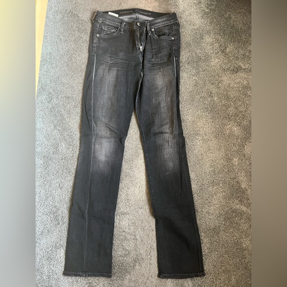 Jeans - Picture 2 of 2